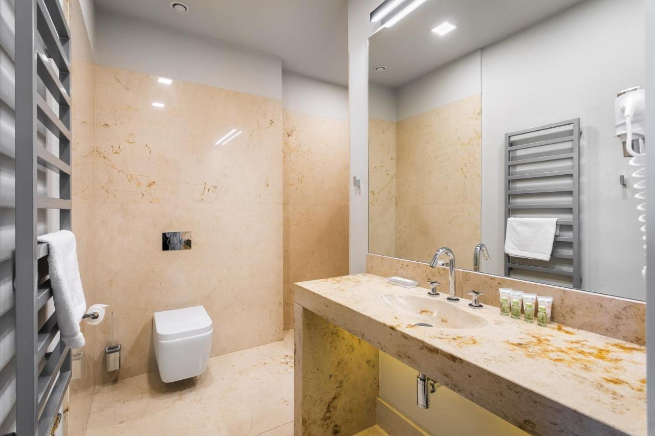 Dada Premium Aparthotel Kraków Eksteriør billede