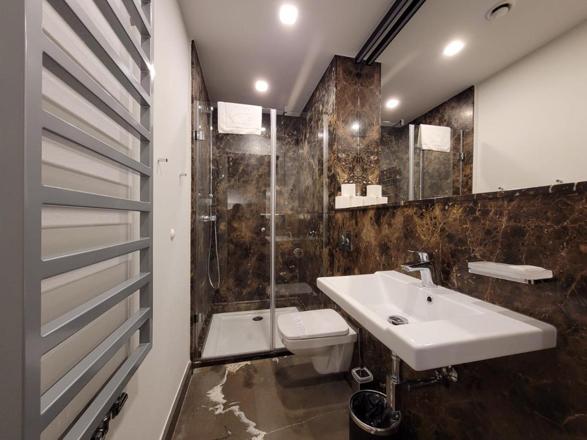 Dada Premium Aparthotel Kraków Eksteriør billede
